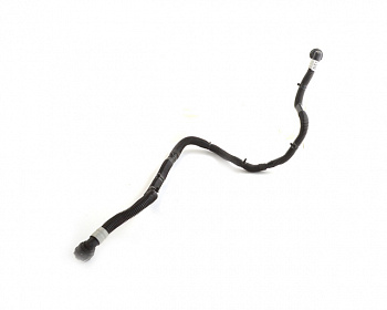 Патрубок трубопровода батарей TESLA MODEL 3