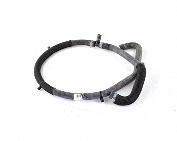 Патрубок системы охлаждения длинная TESLA MODEL S Патрубок системы охлаждения длинная TESLA MODEL S