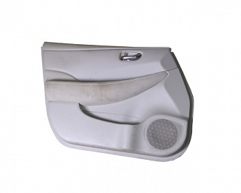 Обшивка двери (карточка бежевая) передняя левая NISSAN LEAF 80901-3NF0A / 80923-3NF0A