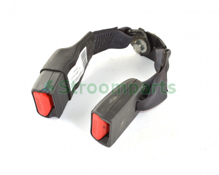 Пряжка ремня безопасности зад., правая (черная) NISSAN LEAF