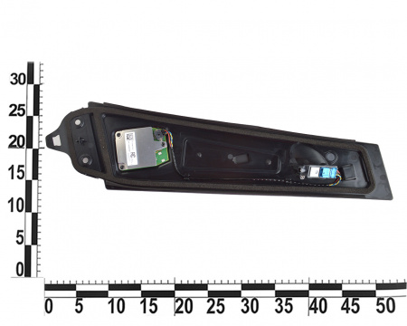 Панель боковой стойки правая TESLA MODEL 3