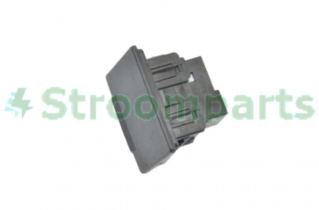 Выход магнитолы NISSAN LEAF Выход магнитолы NISSAN LEAF