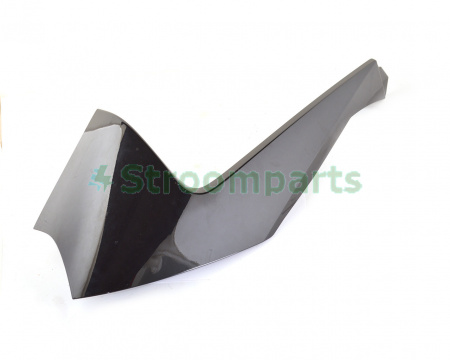 Накладка спойлера левая NISSAN LEAF 2018