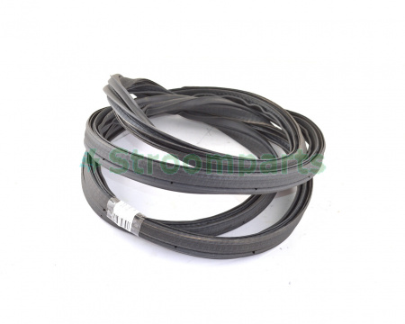 Уплотнитель проема багажника Nissan Leaf 2018