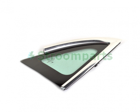 Стекло задней четверти правое TESLA MODEL 3