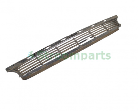 Решетка переднего бампера нижняя TESLA MODEL X 1047734-00-F