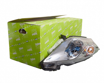 Фара передняя правая NISSAN LEAF