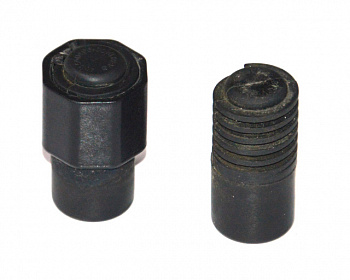 Отбойник крышки багажника TESLA MODEL Y 1500496-00-B