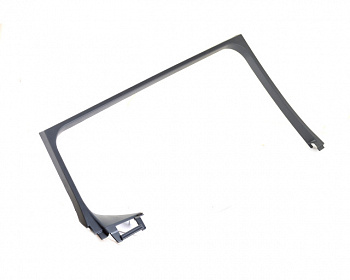 Накладка окна двери зад. лев Nissan Leaf 2018