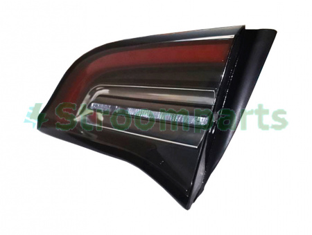 Фонарь задний правый внутренний в крышку багажника (АНАЛОГ) TESLA MODEL 3  1502089-00-B-ASR