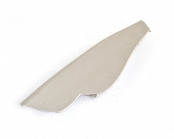 Накладка торпеды боковая прав (серая)NISSAN LEAF