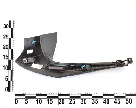 Накладка спойлера правая NISSAN LEAF 2018