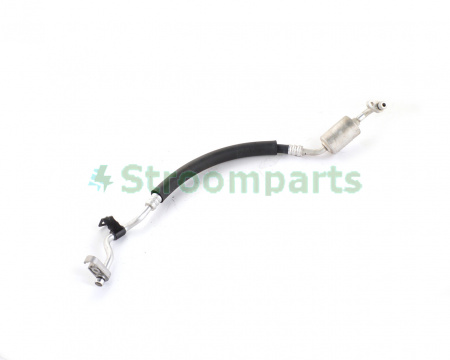 Трубка высокого давления кондиционера Nissan Leaf S 2018 (радиатор-компрессор с бачком)