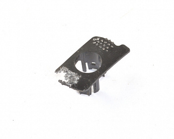 Кронштейн парктроника переднего бампера S1 TESLA MODEL 3 Кронштейн парктроника переднего бампера S1 TESLA MODEL 3