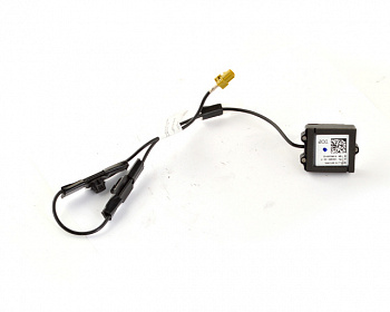 Антенна для спутникового радио TESLA MODEL SR