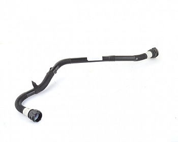 Патрубок трубопровода от радиатора TESLA MODEL 3