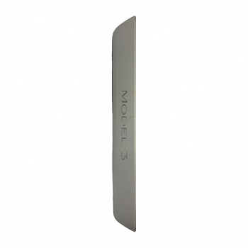 Накладка порога переднего с надписью MODEL 3 TESLA  1090844-00-C