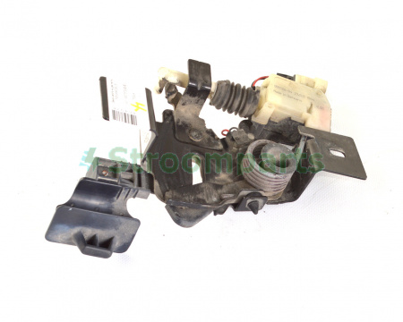 Замок капота на две петли (нижняя часть) TESLA MODEL S