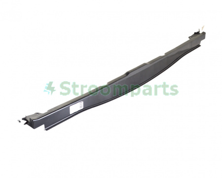 Кронштейн обшивки багажника  TESLA MODEL SR